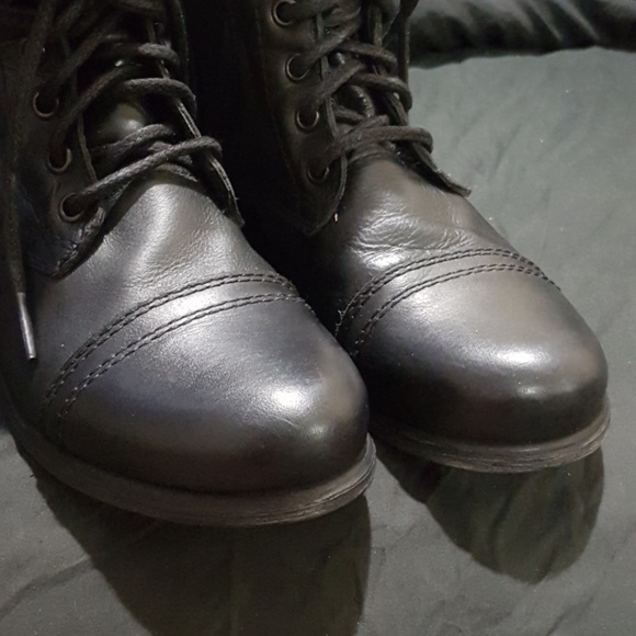 Steve Madden Boots like new - Picture 5 of 6