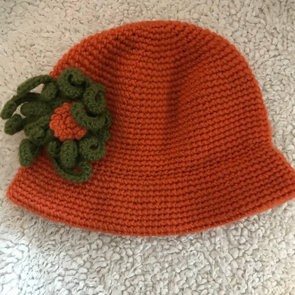 Perfect hat for fall! Stylish and sassy!