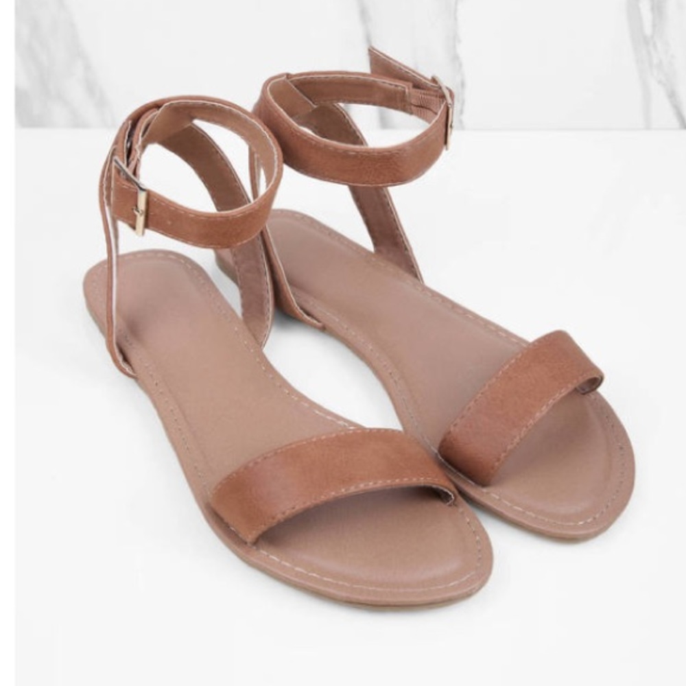 NWOT TOBI Ankle Strap Sandals
