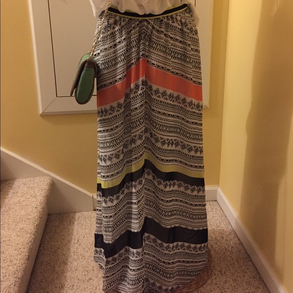 Printed Maxi Skirt - Picture 2 of 4