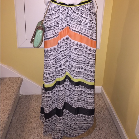 Printed Maxi Skirt - Picture 4 of 4