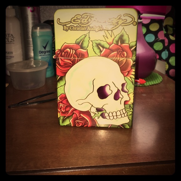 Ed Hardy Xtra large zippo - Picture 1 of 5