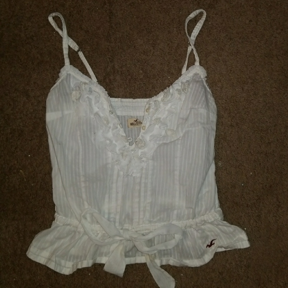 White Hollister top!