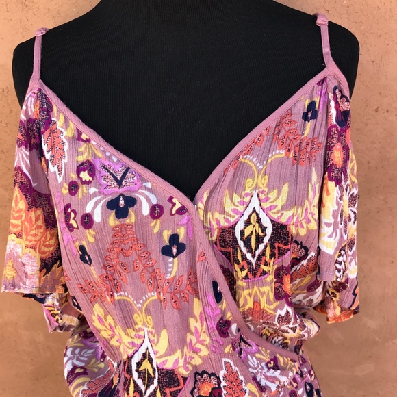 🔻[Band of Gypsies] Cold Shoulder Leaf Romper - Picture 2 of 8