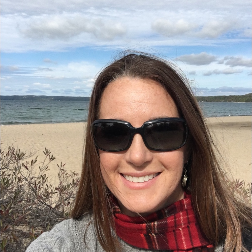 Meet your Posher, Tracy