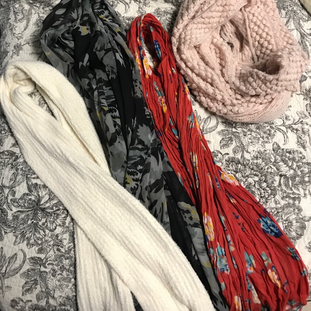 4 scarfs
