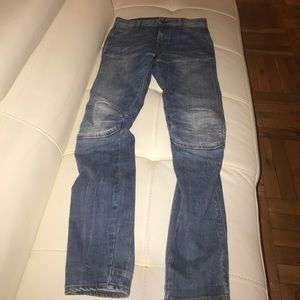 Men’s blue jeans
