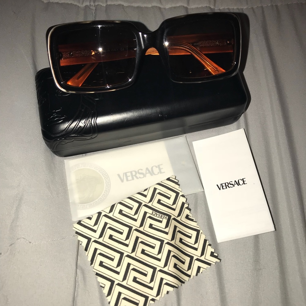 Versace Woman’s tortoise Sunglasses