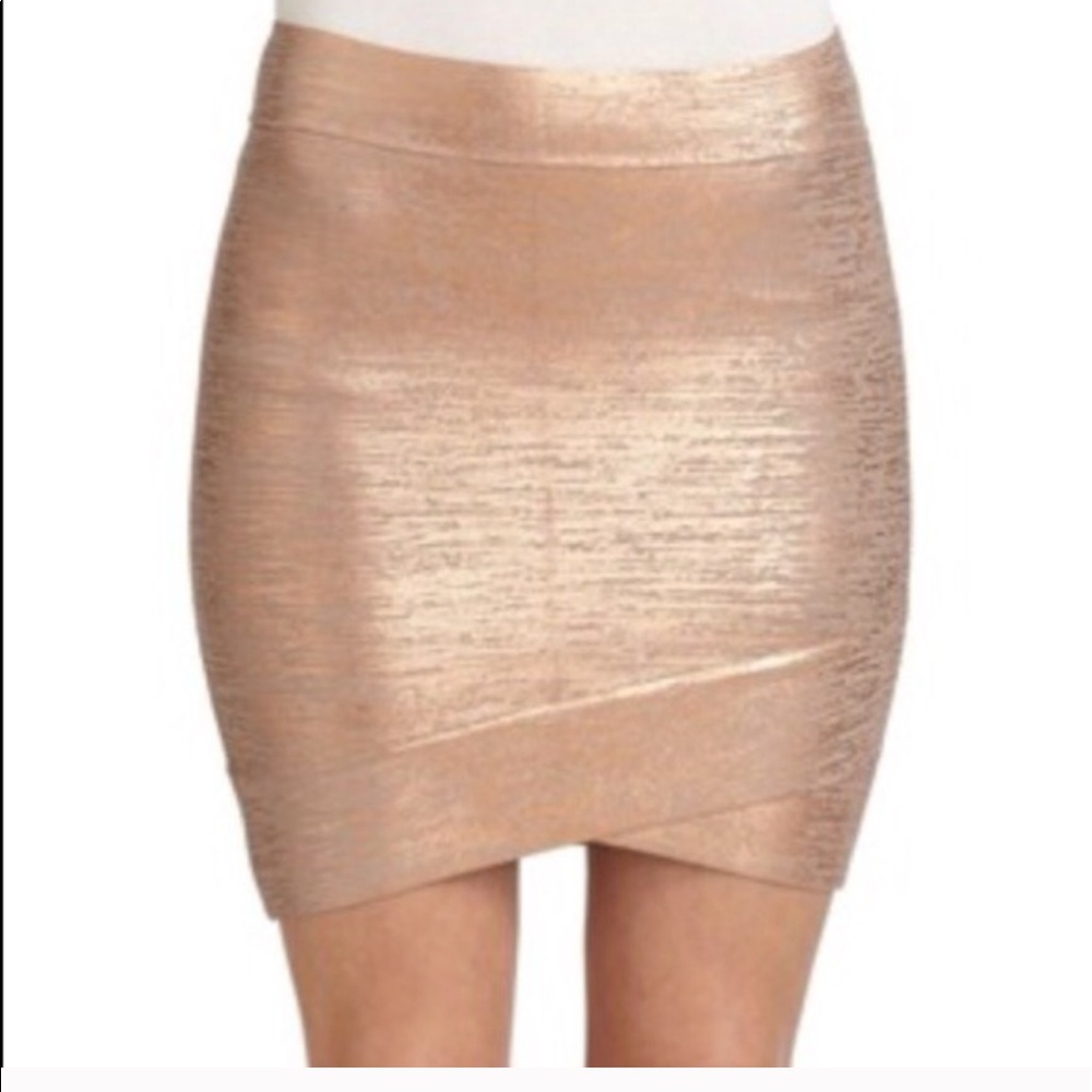 ✨brand 🆕✨ BCBG metallic gold bodycon skirt