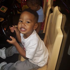 Meet your Posher, Andrea