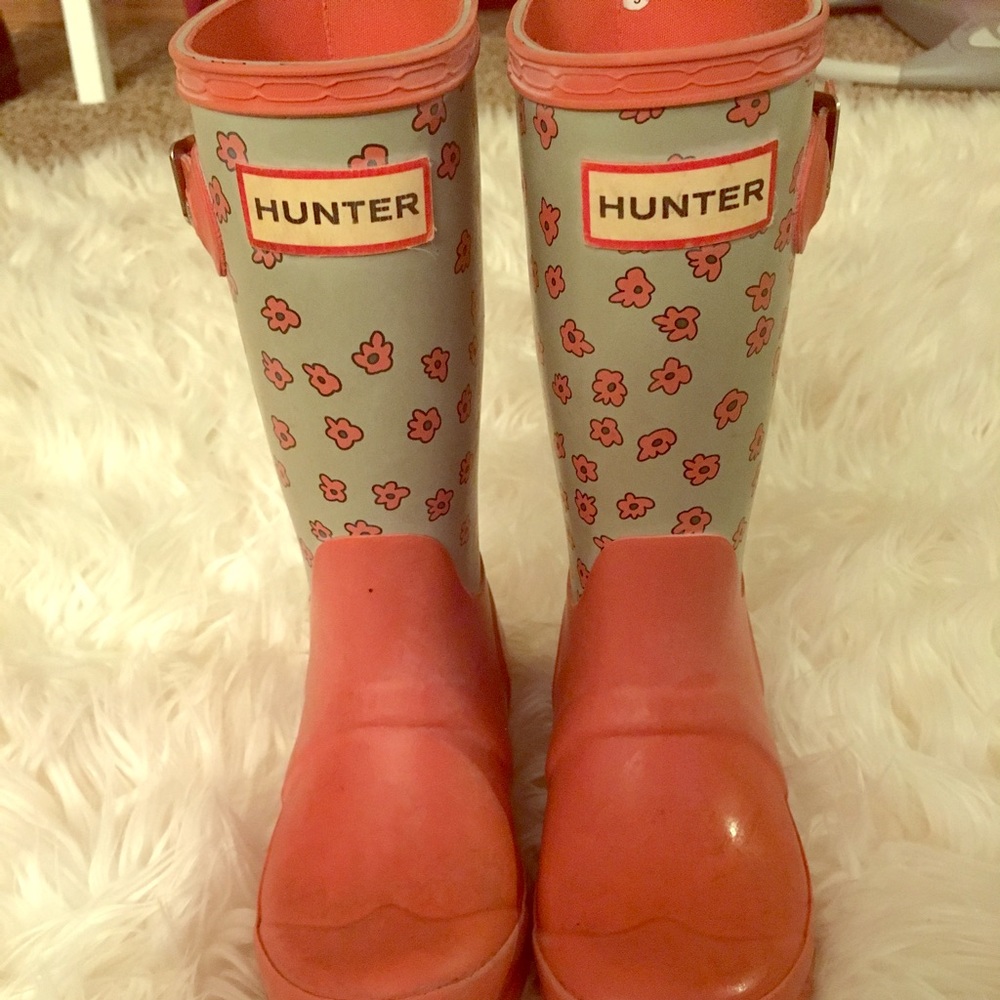 Hunter Boots with floral designs🌸🌸