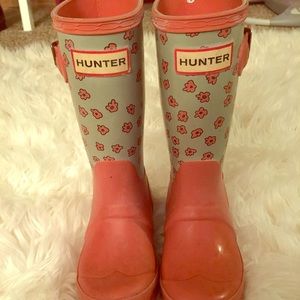 Hunter Boots with floral designs🌸🌸