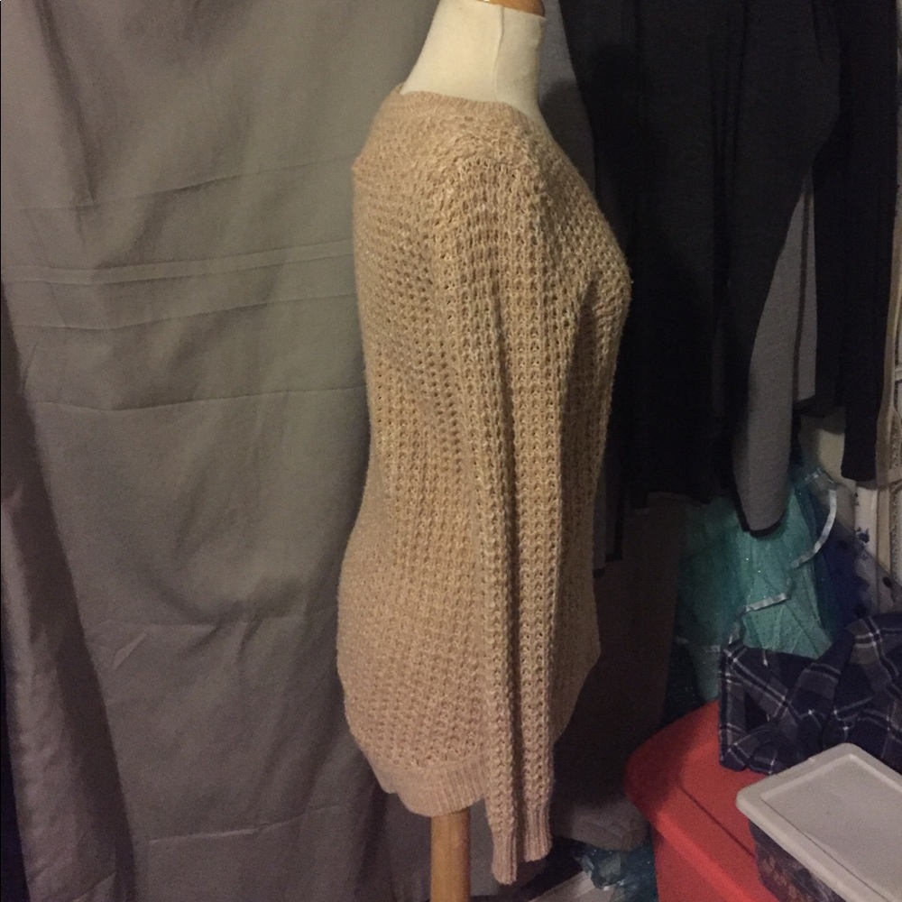 Rue 21 Small Beige Long Sleeve Women's V Neck - Picture 3 of 4
