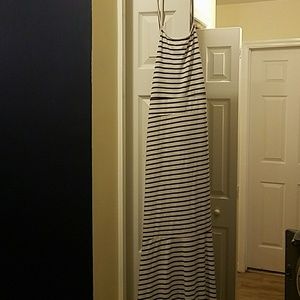 Maxi dress black and white