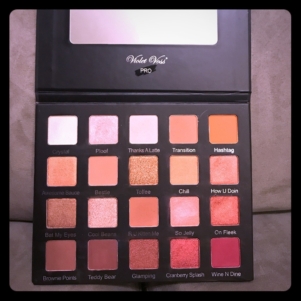 Violet Voss Holy Grail Palette