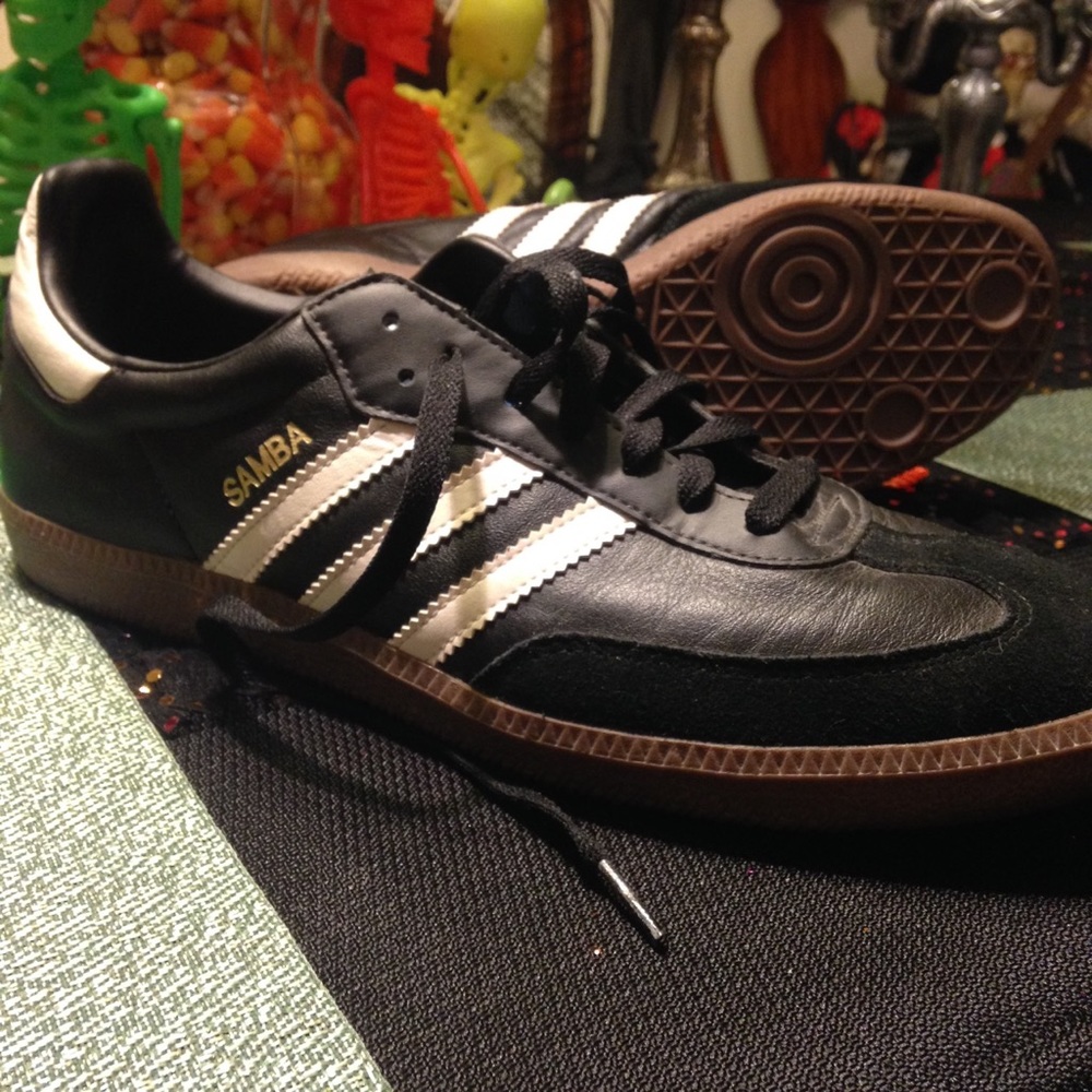 Adidas Sambas