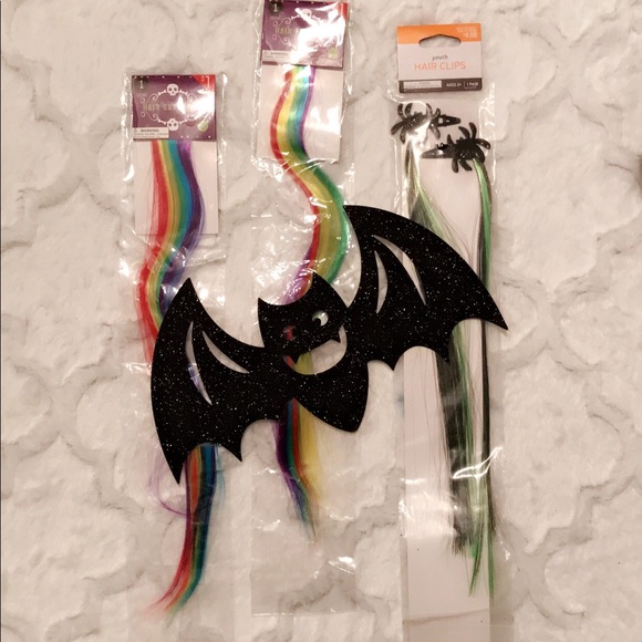 4 Package Bundle iof Fun Colorful Hair Clips! - Picture 1 of 5