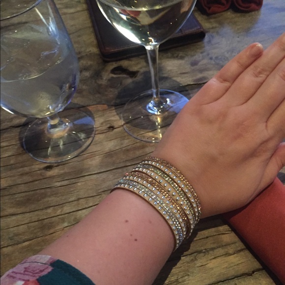 ❗️Gold vegan suede wrap bracelet - Picture 3 of 4