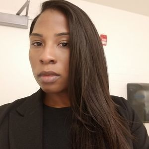 Meet your Posher, Myla