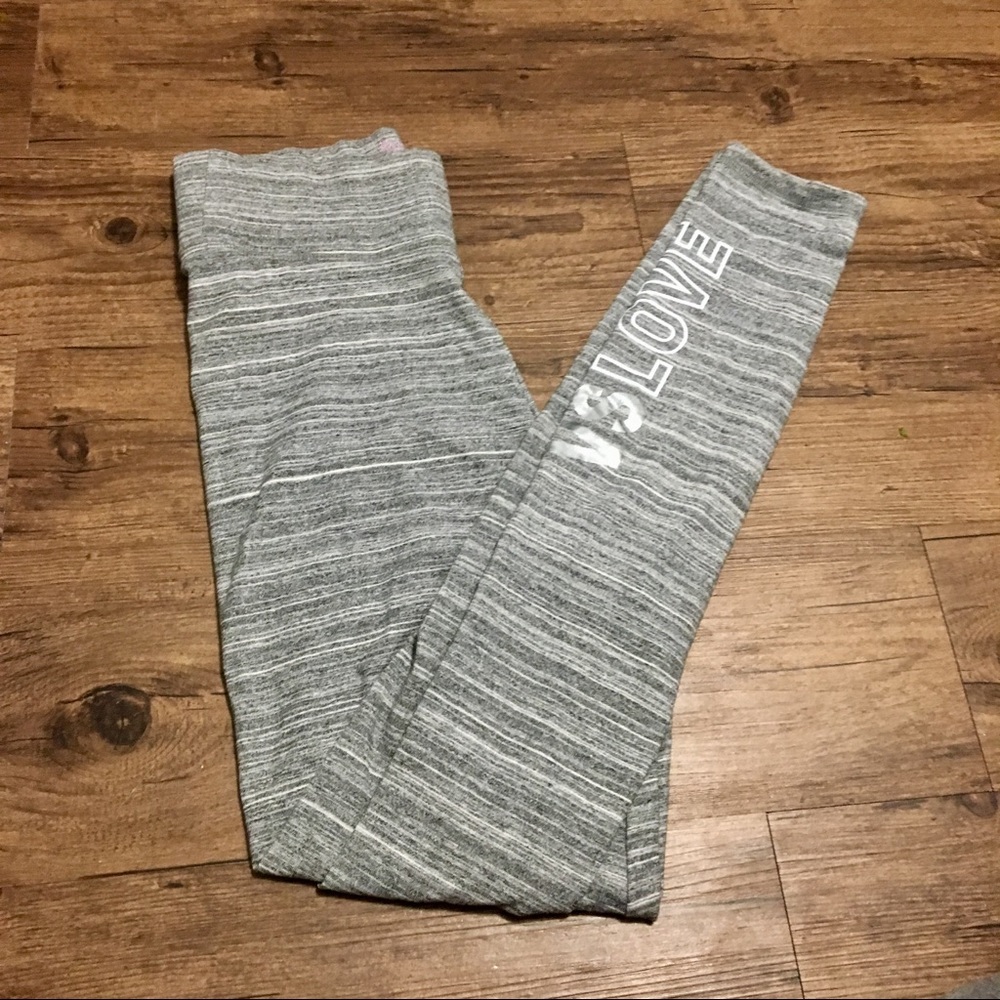 Gray VS high waisted leggings
