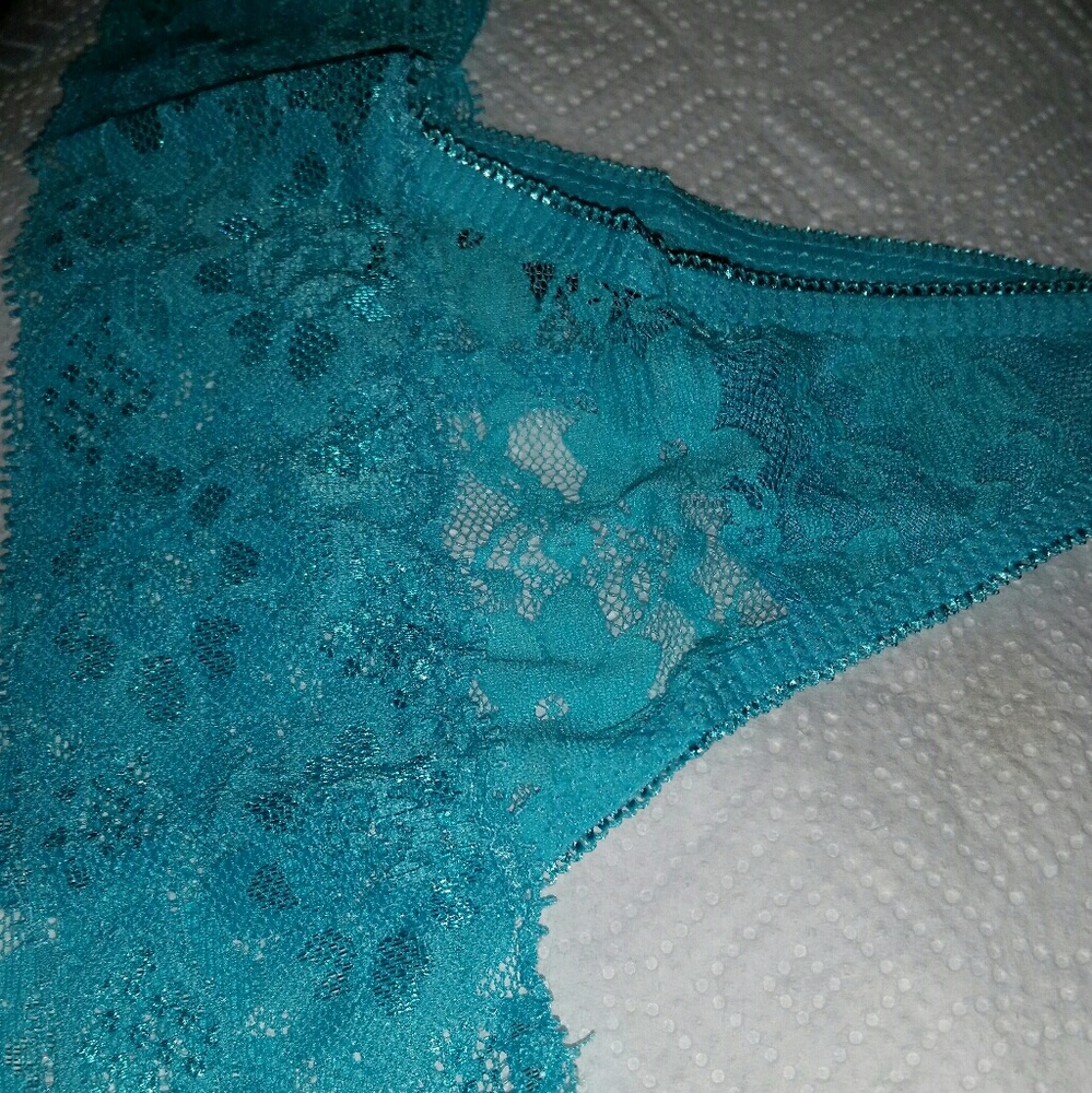 Two for $17 (with another listing) or one teal lac