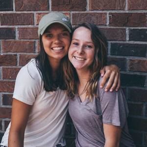 Meet your Posher, Caitlin