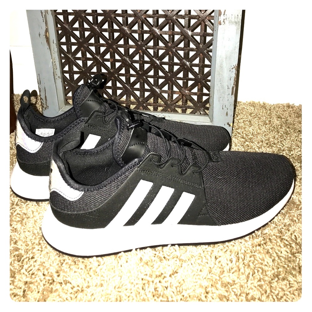 Men's Adidas Black and White