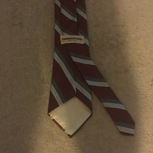 BROWNSTONE MEN'S TIE.  100% SILK