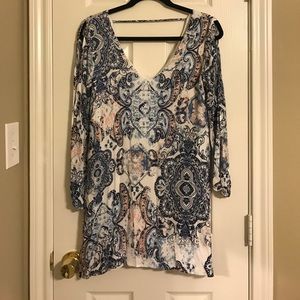 V neck dress with peek-a-boo sleeves