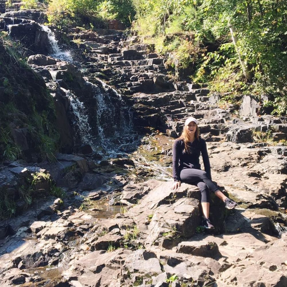 Meet your Posher, Kayla
