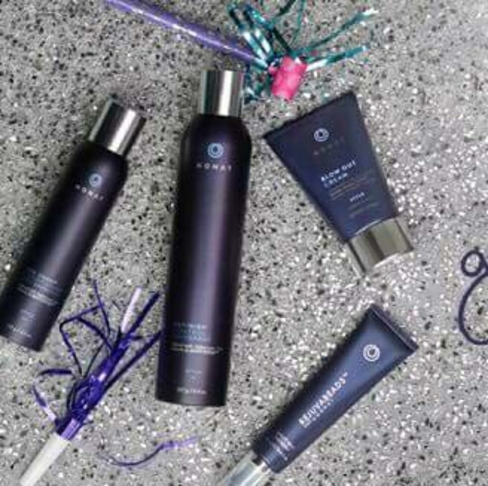 Glam Pack... Free with purchase of a product pack
