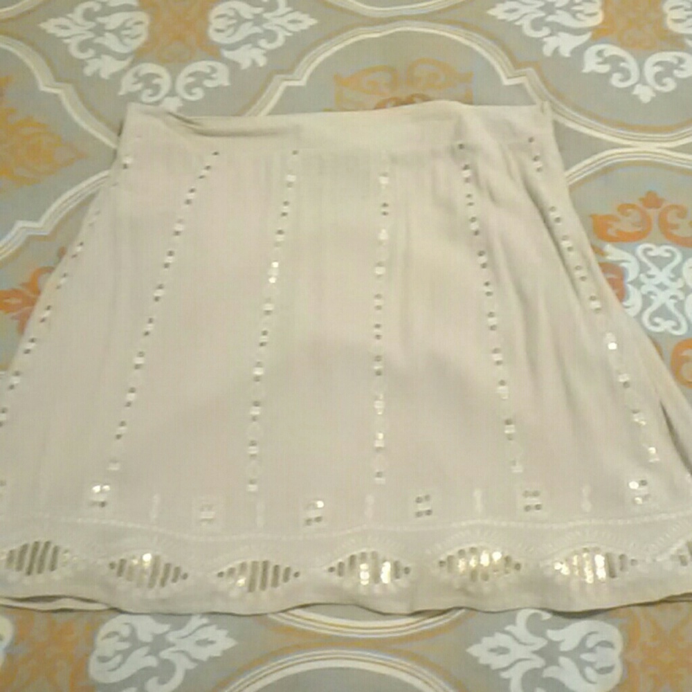 "Francesca's" mini skirt, worn once, gold sequined