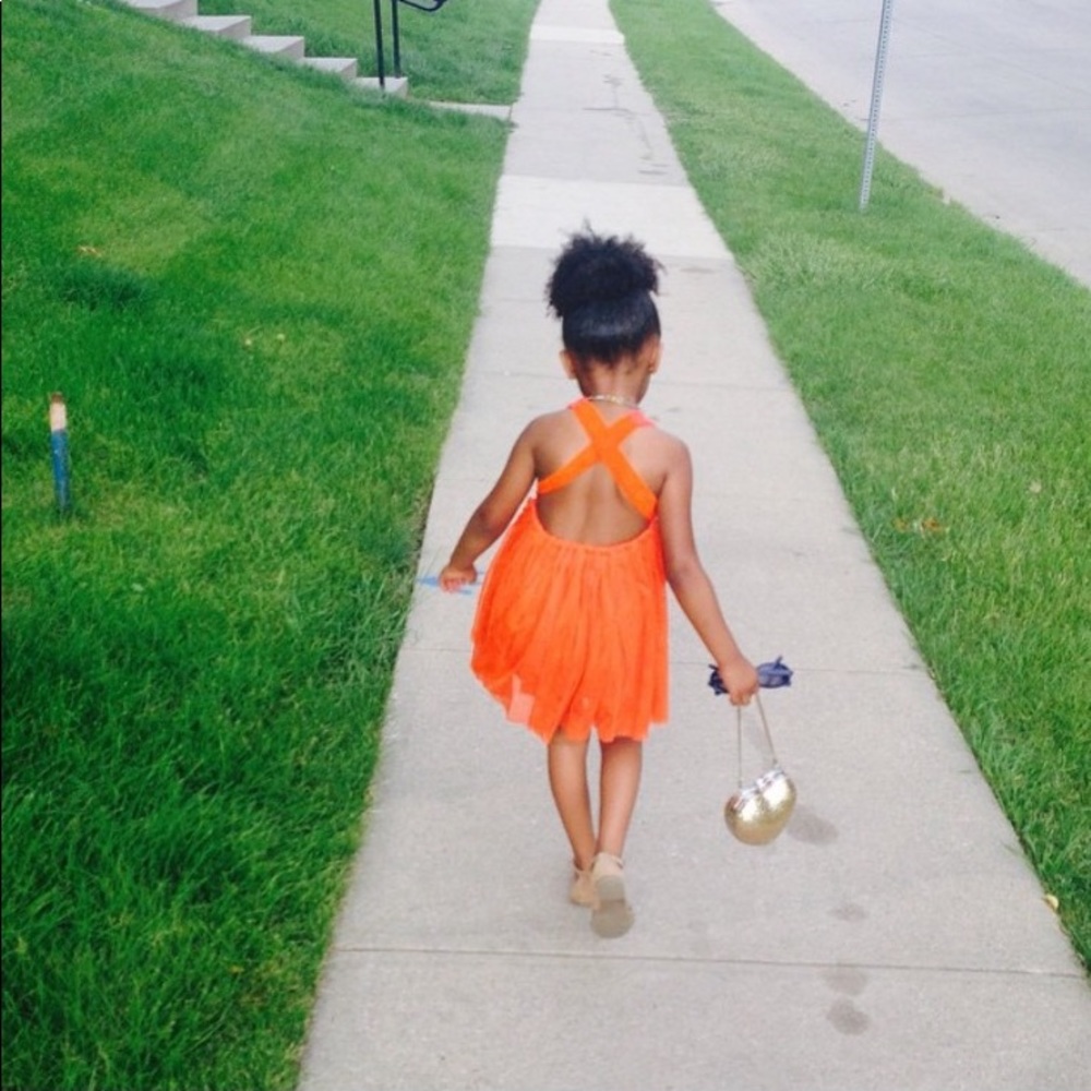 🛑SOLD🛑Kids Boutique Dress👗Cross Cut
