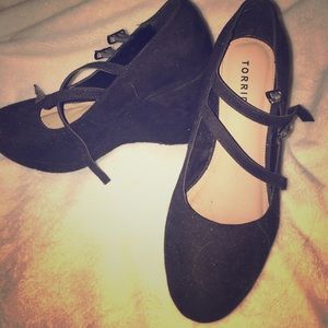 Black platform/ wedge heals size 10
