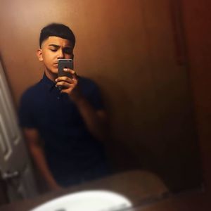 Meet your Posher, Manuel