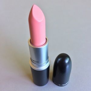 mac lipstick playing koi