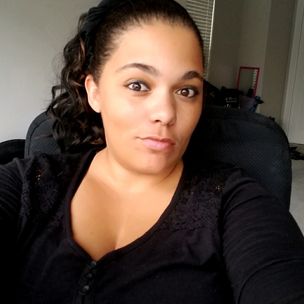 Meet your Posher, Vanessa