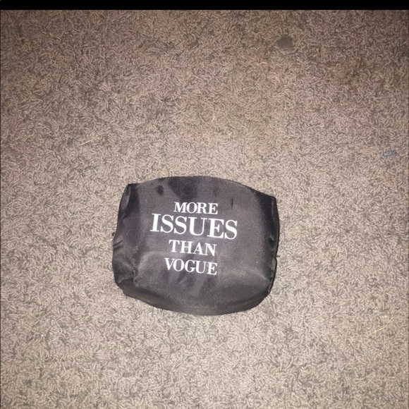 Makeup Bag - Picture 1 of 1