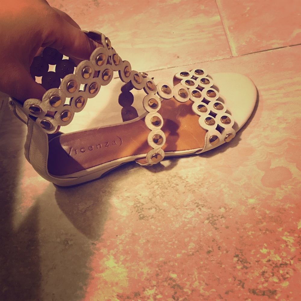 Low gladiator sandals