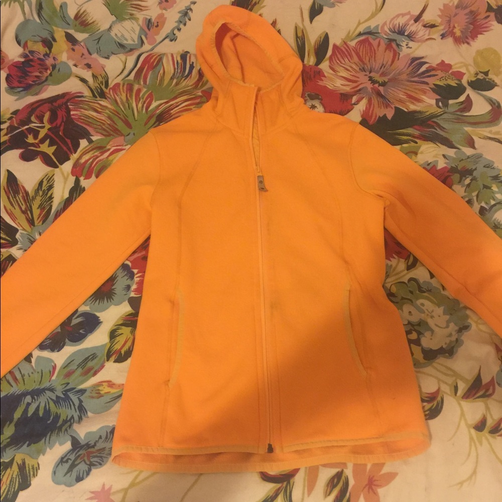 ❌sold❌Fjallraven yellow sweater 💕