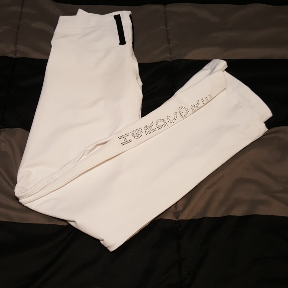 Athletic bellbottom leggings