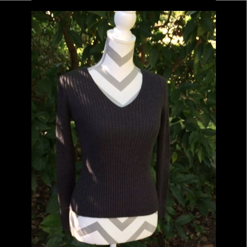 Banana Republic  100% Merino Wool Sweater Size M