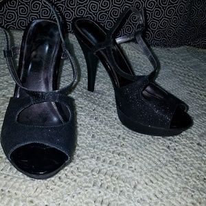High heels (Price Firm)