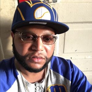 Meet your Posher, Gary