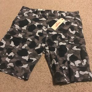 Camo Levi's cargo shorts