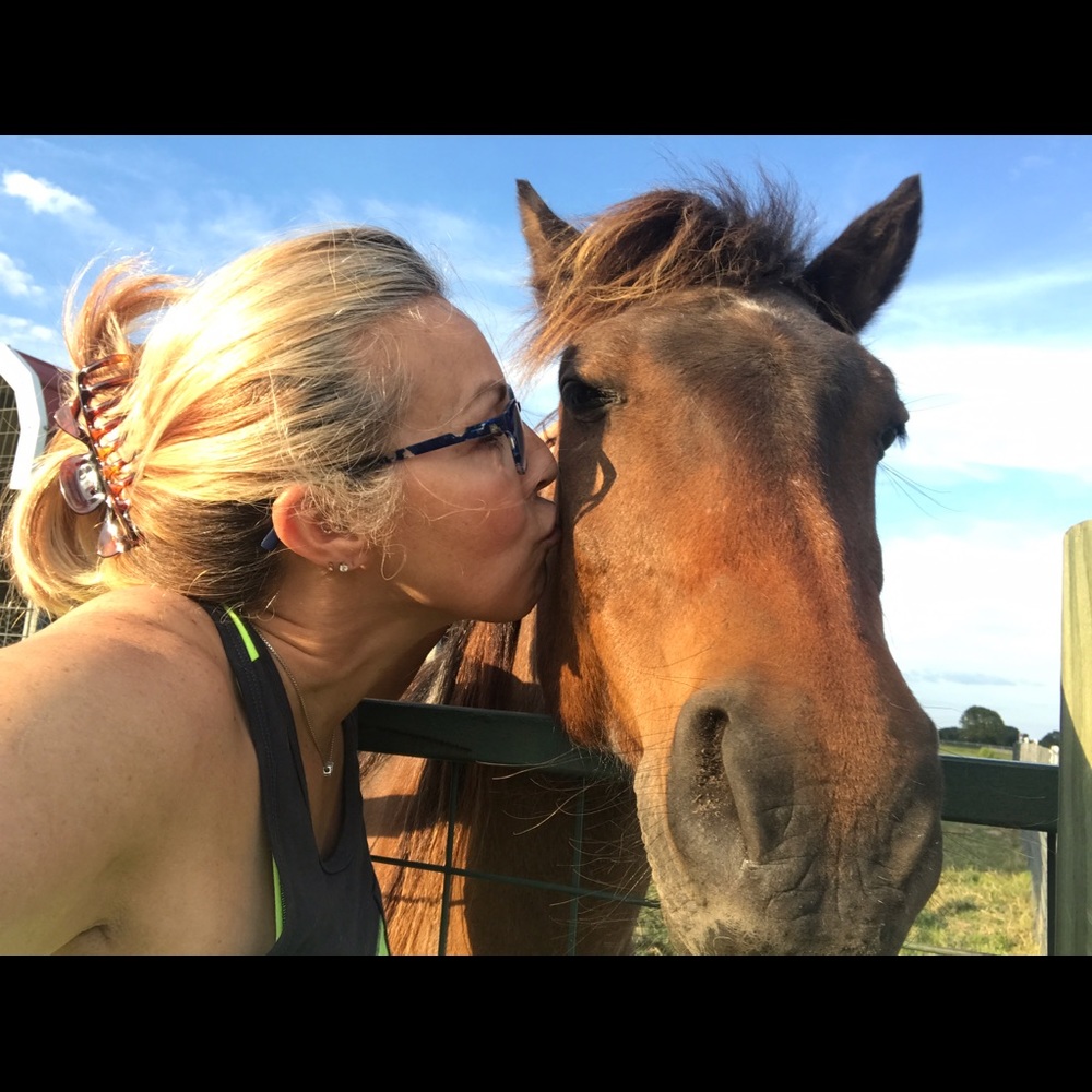 Meet your Posher, Wendy