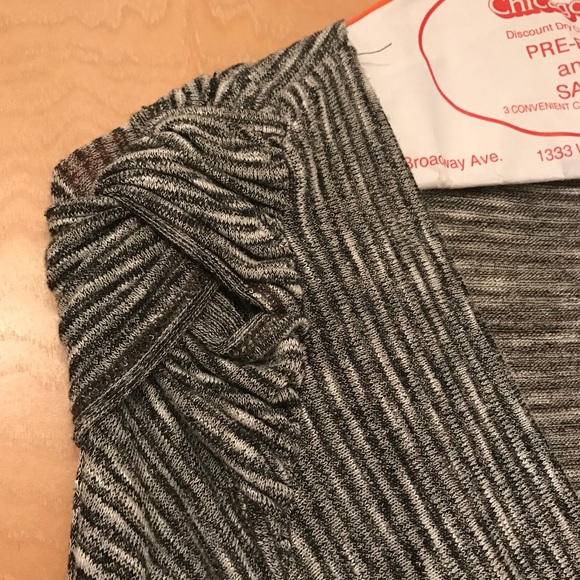 Arden B Deep V Top - Picture 4 of 6