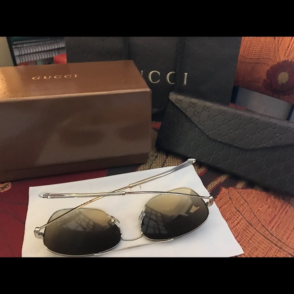 Authentic Gucci Sunglasses - Picture 3 of 8
