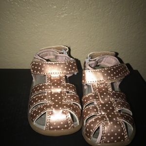 Toddler see kai runs