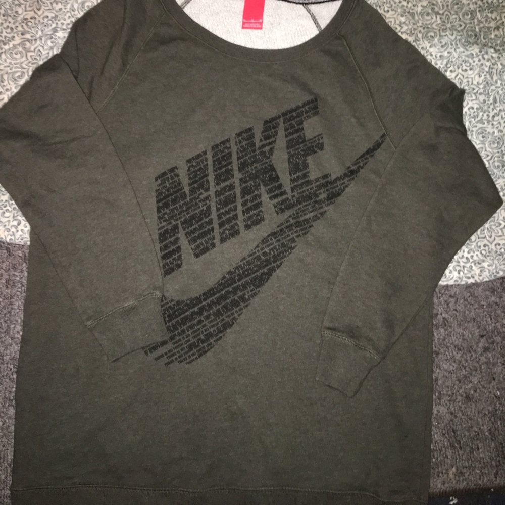 Nike sweatshirt